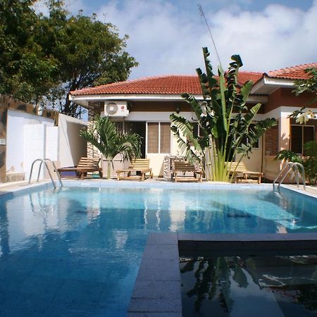 The Bright Star Resort Playa de Diani Exterior foto